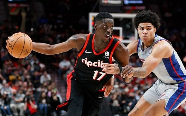 13分出場で“オール0”…またしても不名誉なスタッツを残したトニー・スネル