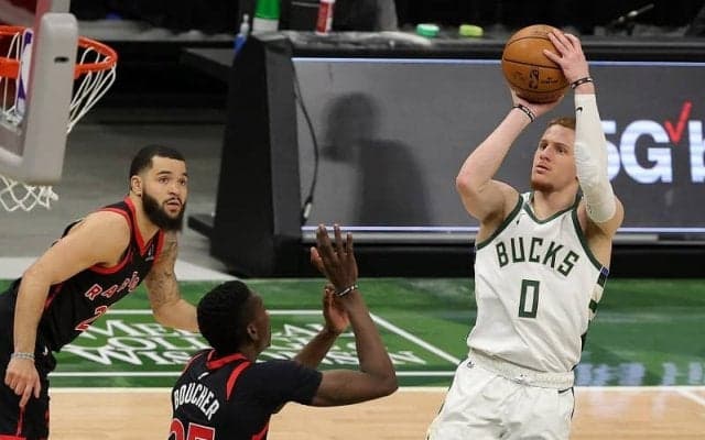 昨季バックスで先発を務めたドンテ・ディビンチェンゾが日本時間16日に今季初出場へ