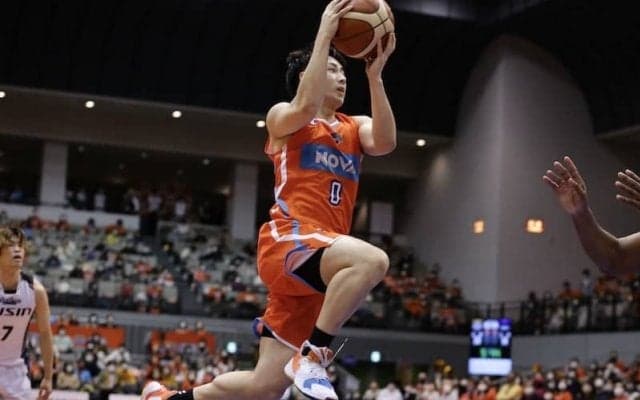 終盤に14－0のランを作った広島が三河に逆転勝利…寺嶋が劇的な逆転3Pをヒット