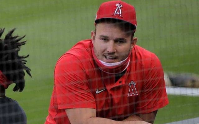 【MLB】「ここ↓にサインもらえる？」　トラウトに届いた可愛すぎる少年ファンレターに米反響