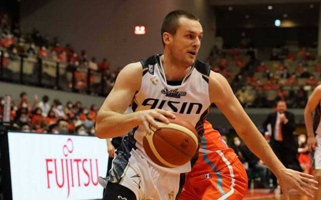 PGだからこそ生きる“リバウンド力”　三河コリンズワースが語る自らの異能とは