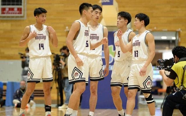 【ウインターカップ2021注目チーム】福岡大学附属大濠「オフェンスに磨きをかけて頂点まで駆け上がる」