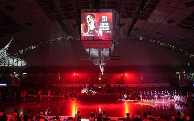 亡き友イェロヴァツに捧げる奮闘　Bリーグ三遠、10連敗も首位相手に浮上の兆し