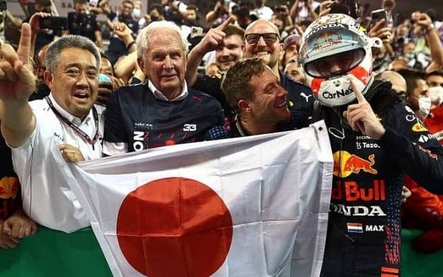 ホンダ、劇的な大逆転で３０年ぶり王座奪還！フェルスタッペンが初の世界チャンピオンに輝く