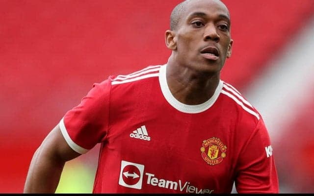 マルシャル代理人が選手の移籍希望公言も…ラングニック監督は浮足立たず　「関心はない」