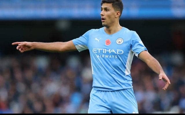 グアルディオラ監督が成長著しいロドリを称賛　「昨シーズンの彼は動き過ぎていたが…」