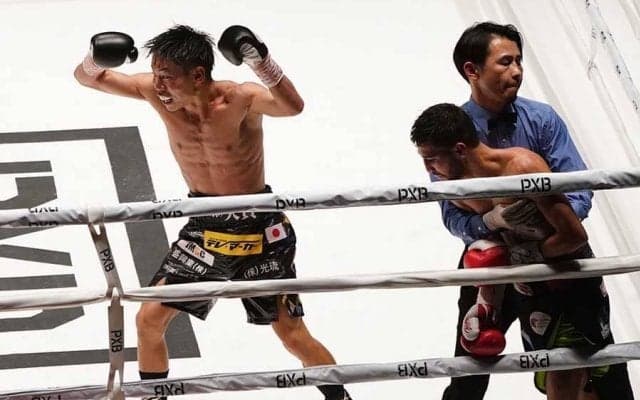 谷口将隆にTKO負け　王座陥落メンデスは脱帽「以前から評価していたが、それ以上だった」