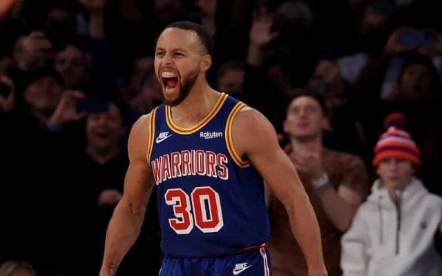 ステフィン・カリーがMSGでNBA新記録樹立！ レイ・アレンを抜いて3P成功数で歴代1位に