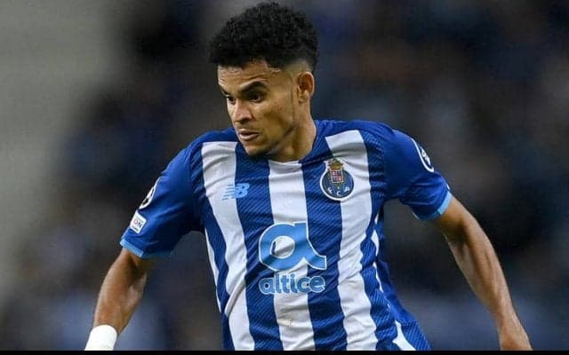 プスカシュ賞候補のポルトFWをリバプールとマンチェスター2クラブが狙う