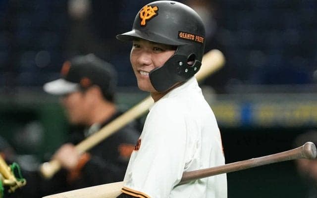 オーラ全開の坂本勇人とオリのWエースが「夢のコラボ」　ファンは“意外な共通点”に注目