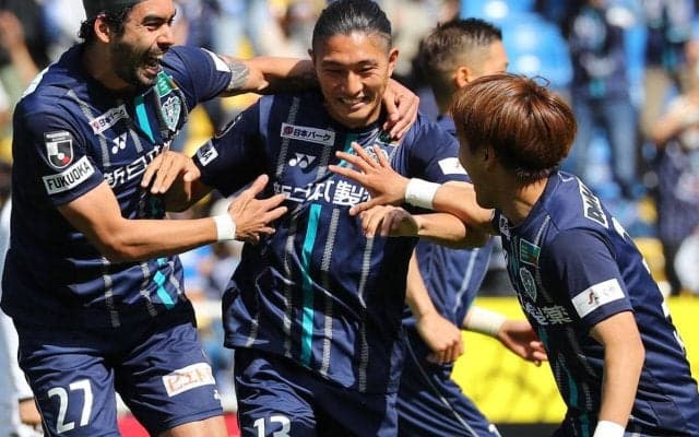 福岡が左SBのレギュラー・志知孝明と契約更新