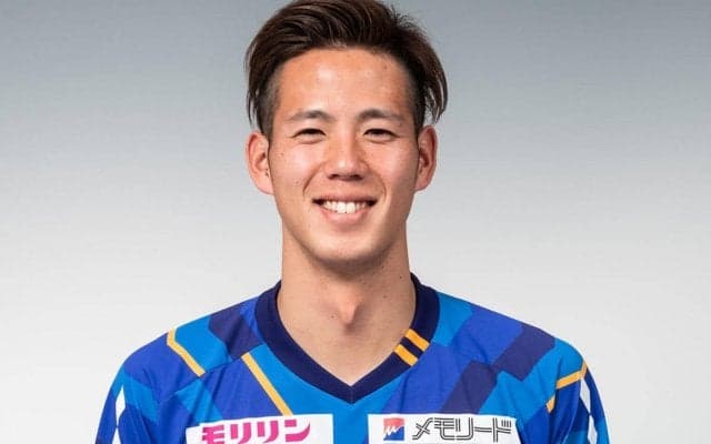 富山が長崎から期限付き移籍中のDF鹿山拓真を完全移籍で獲得「価値をここ富山で証明したい」