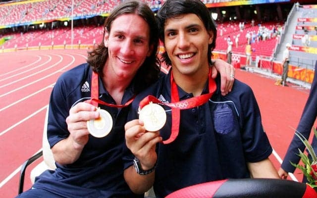 引退のアグエロへ、良き相棒のメッシが惜別メッセージ「とても辛いというのが本音…」