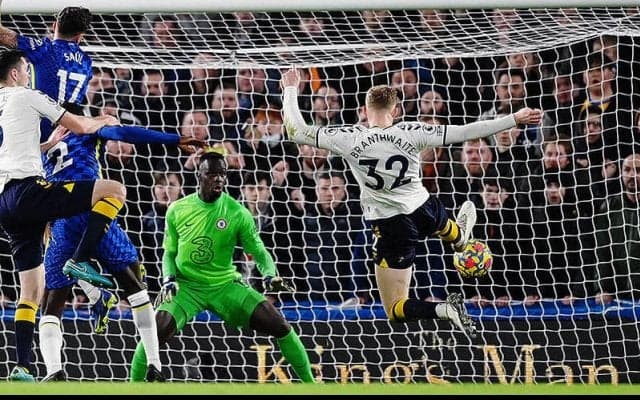 チェルシーが不調エバートン相手に痛恨ドロー…マウント4戦連発も19歳DFにPL初ゴール献上《プレミアリーグ》