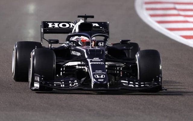 【F1】角田裕毅、最終戦評価はハミルトンとフェルスタッペンに次ぐ3番手「格上レーサー達を上回った」