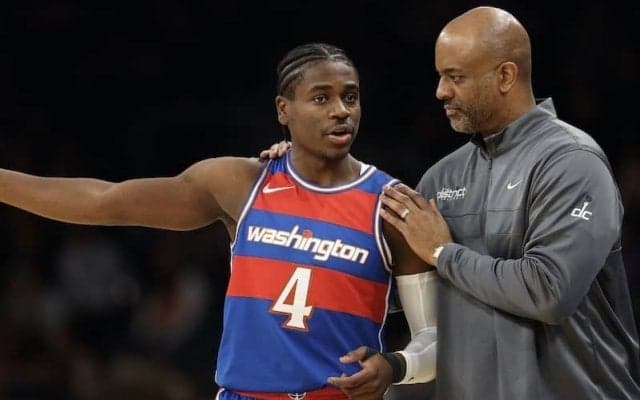 4連敗と調子を落とすウィザーズの指揮官「なんとか乗り切らないといけない」