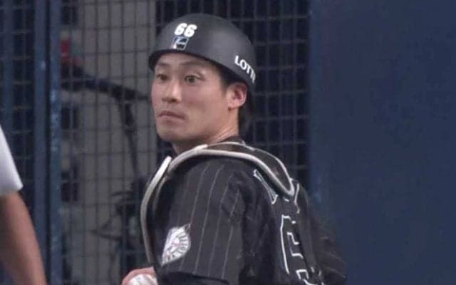 佐々木朗希を導いた「勝てる捕手」の存在　ロッテはなぜ加藤匠馬を起用したか？