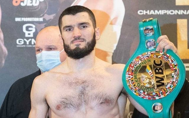 17戦全勝KO率100％の世界王者、ぶちかました強烈ダウンに米戦慄「見ちゃいけない」