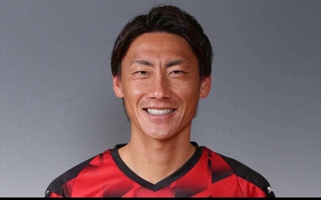 熊本、10年目突入のMF黒木晃平と契約更新！