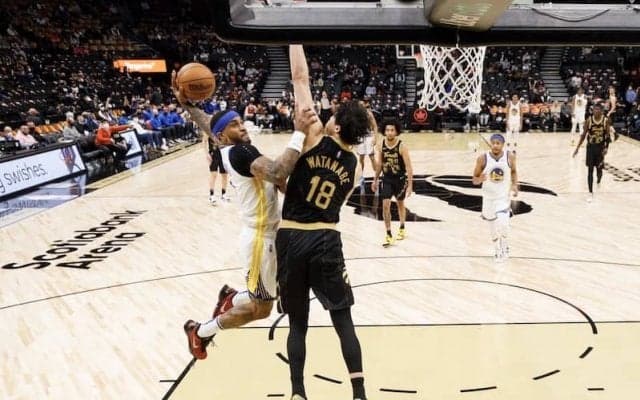 ラプターズがウォリアーズに快勝…12得点の渡邊は豪快なダンクとブロックを披露