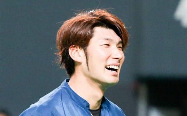 大田泰示が新天地に「早速馴染んでて安心」　DeNA“モノマネ王”の熱演見せられ大爆笑