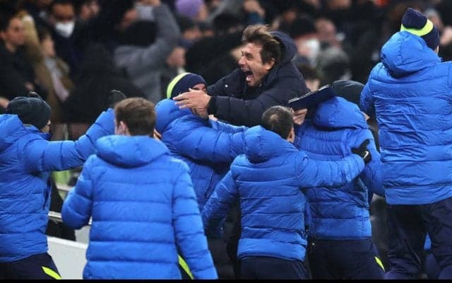 プレミア5戦負けなしのコンテ・スパーズ、“ご意見番”ネビル氏も絶賛「トップ4に入れる」