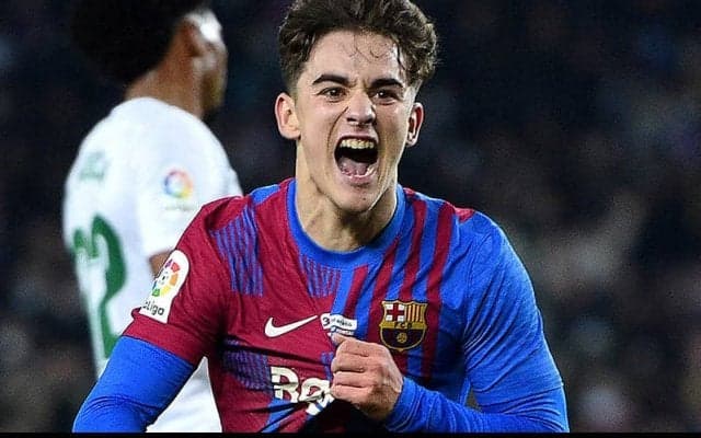 チャビはガビとの契約延長を楽観視　「クラブの未来のベースでなければならない」