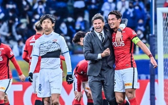 指揮官の作戦通り⁉　浦和レッズ「試合前の戦術ボード」が示していた先制ゴールの形