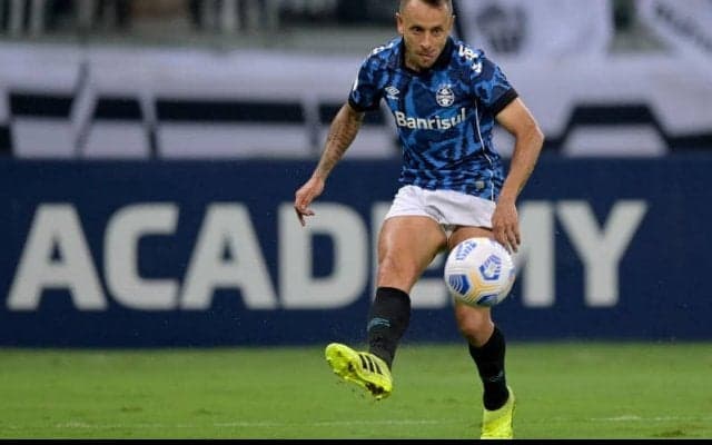 元バイエルンのラフィーニャがグレミオからサンパウロに移籍