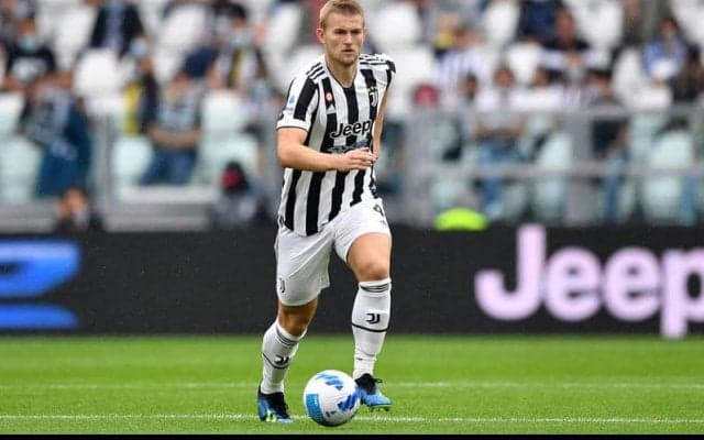 代理人ライオラ、顧客デ・リフトの移籍をちらつかす！ 「彼は新たなステップを踏む準備ができている」