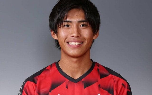 J3優勝の熊本、今季21試合に出場したDF酒井崇一と契約更新