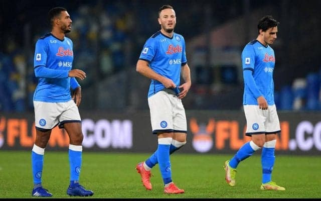 低調ナポリ、格下スペツィアに敗戦で3位後退《セリエA》