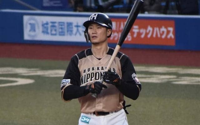 日ハムの「商魂」はどこまで？ 放出した西川グッズをバーゲンセールで波紋