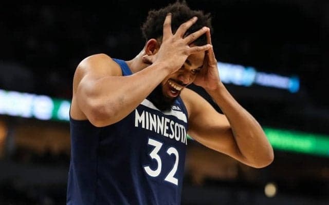 ウルブズの6選手が新型コロナの安全衛生プロトコル入り…タウンズやエドワーズら主力も