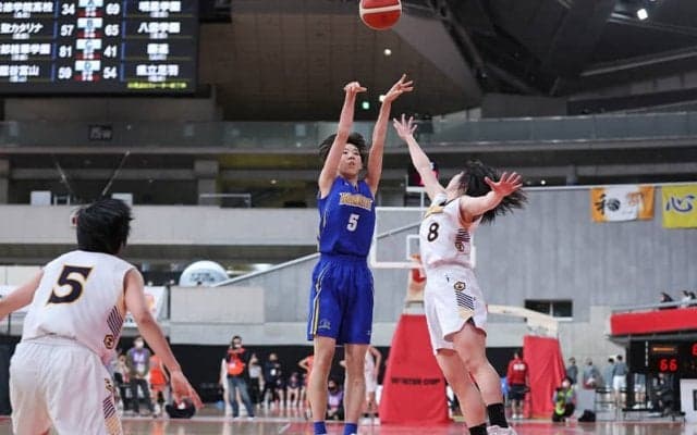 ベスト4経験校同士の対戦は八雲学園に軍配…薮未奈海が29得点／ウインターカップ女子2回戦