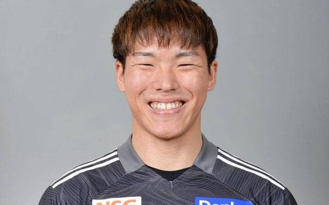 新潟が期限付き移籍していた大分GK小島亨介の完全移籍加入を発表「日々を過ごす活力になっていました」