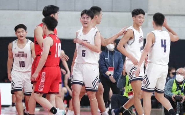 強豪対決は福岡大大濠に軍配…東山、桜丘らが2回戦へ進出／ウインターカップ男子1回戦