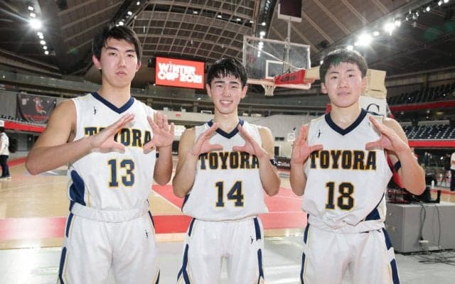【ウインターカップ2021】下級生チームを引っ張った豊浦の３年生たちが残したもの