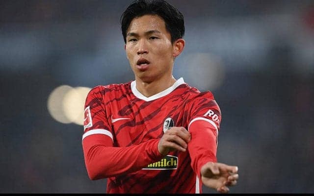 フライブルク、韓国代表FWチョン・ウヨンと契約延長