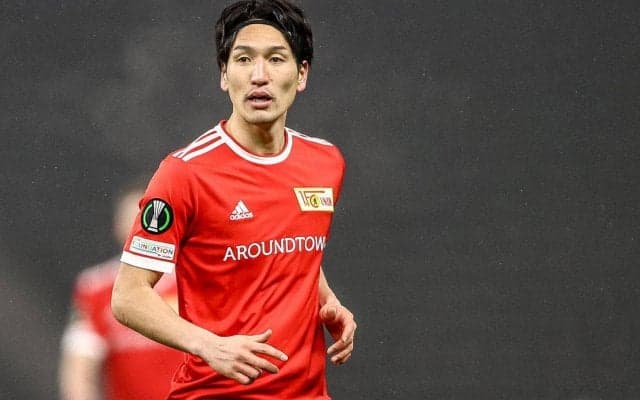 オフでも雪山を登山!? 原口元気が妻と愛犬とリフレッシュも妻は「私の膝はガクガクです」