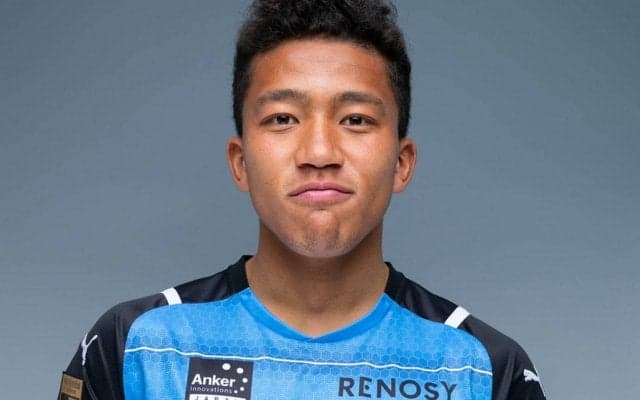 横浜FCが川崎FのDFイサカ・ゼインを期限付きで獲得「皆さんと喜びを分かち合えるよう」