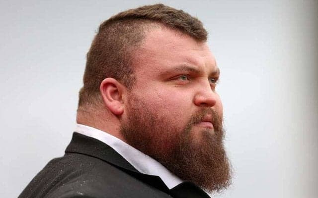 体重157キロでも「超健康」ボディ　“最強の男”225kgベンチプレスが「軽そう」と衝撃