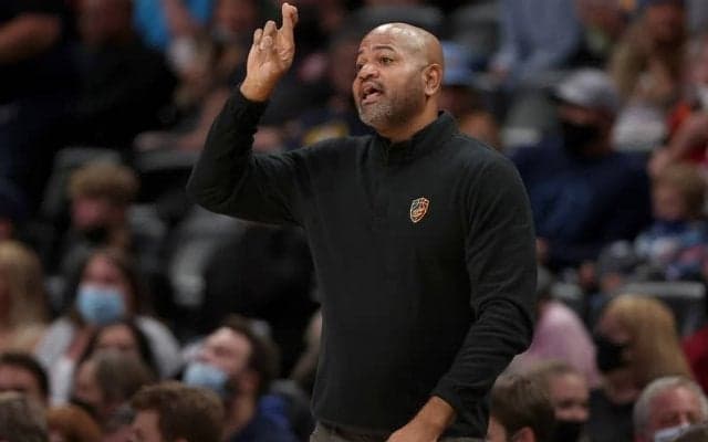 今季4シーズンぶりのプレーオフ進出を狙うキャブズがJB・ビッカースタッフHCと契約延長