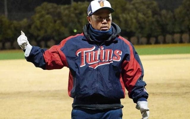 日本人初のMLB監督に？　“プロ経験”なしでマイナー指揮、三好貴士氏の異色キャリア