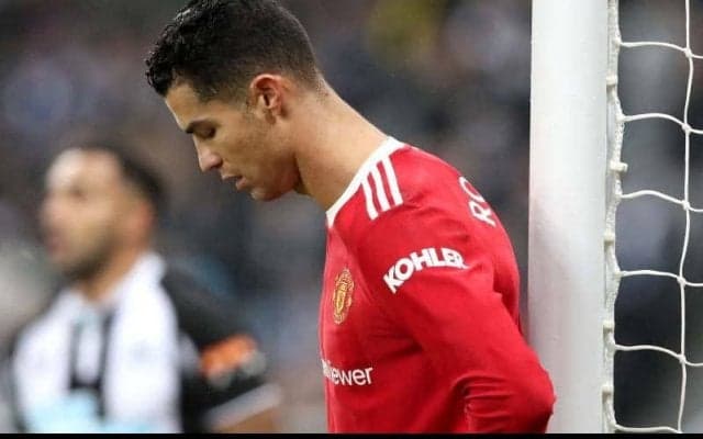 「彼はラッキーだった」レッドカードを免れたC・ロナウドの“蹴り”に識者見解「あのプレーはギリギリ」