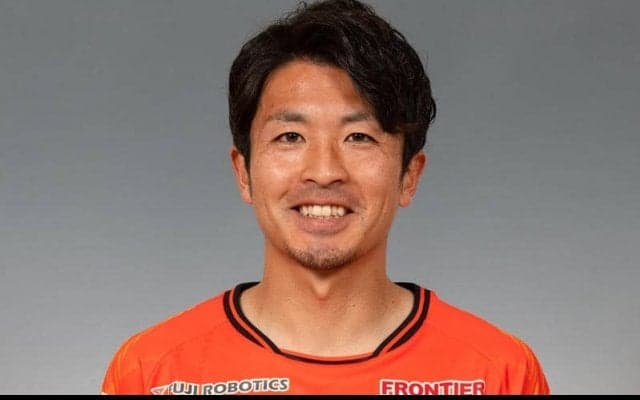 山口、大ベテランMF佐藤健太郎と契約更新