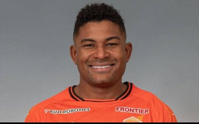 岐阜、山口MFヘニキが三度完全移籍加入！「お久しぶりです。ヘニキです」