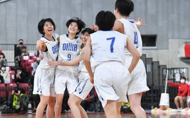 京都精華のストロングポイントを抑えた桜花学園、隙のないディフェンスを40分間続ける粘り勝ちでウインターカップを制覇！