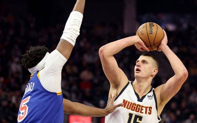 前半の24点差を接戦に持ちもまれたナゲッツが辛勝…レイカーズは5連敗でストップ／NBA