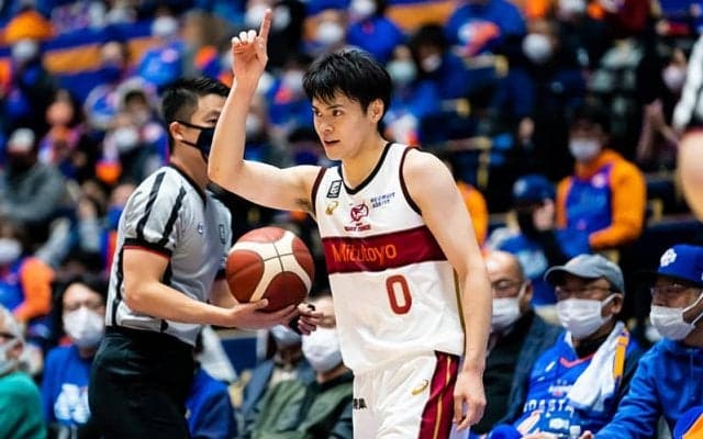 史上初のB1通算300試合出場を達成した藤井「残り全試合も出場できるように…」